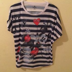 Disney mickey and Minney Short sleeved shirt